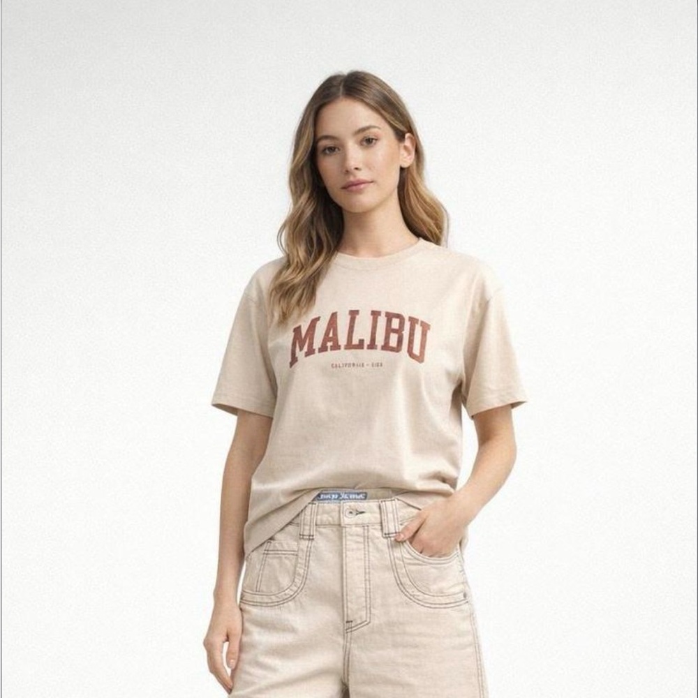 American Eagle Outfitters Off-White Boxy Tee